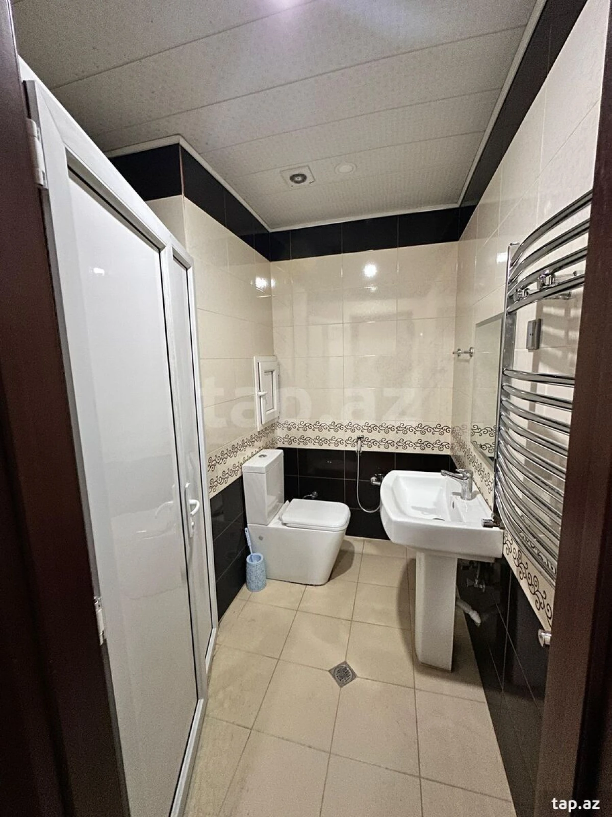 Kirayə verilir 2 otaqlı yeni tikili 70 m²