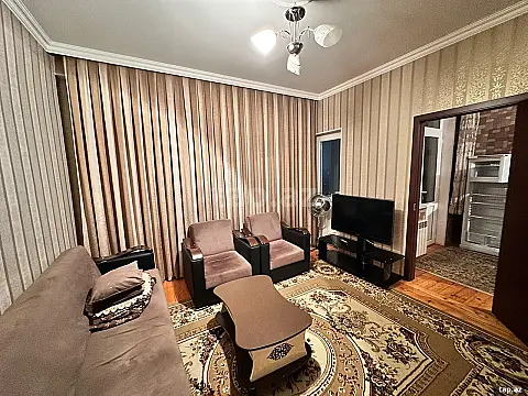 Kirayə verilir 2 otaqlı yeni tikili 70 m²