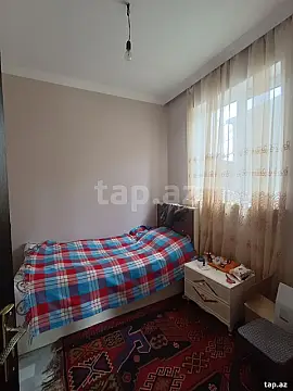 Satılır 5 otaqlı həyət evi