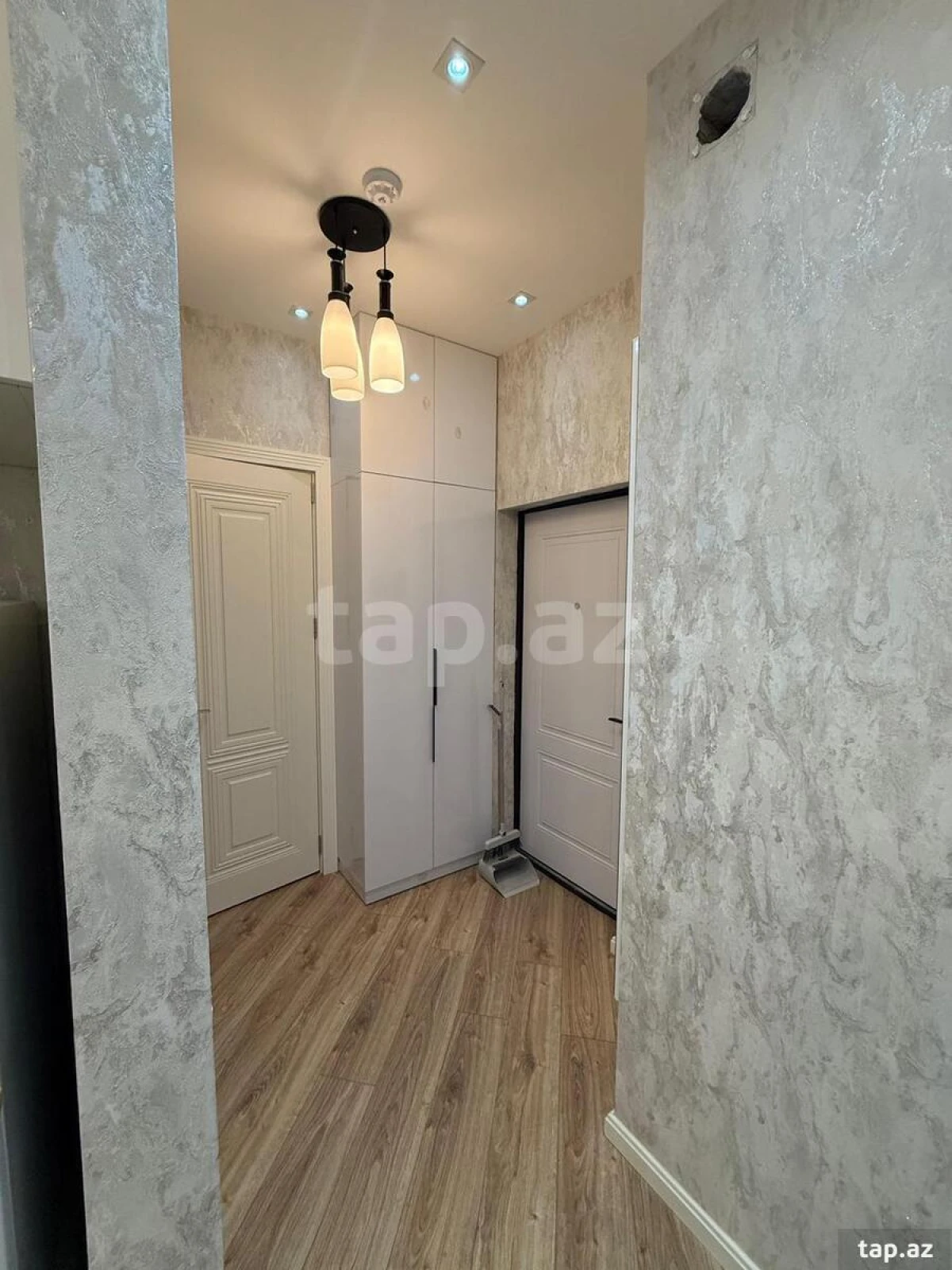 Kirayə verilir 2 otaqlı yeni tikili 50 m²