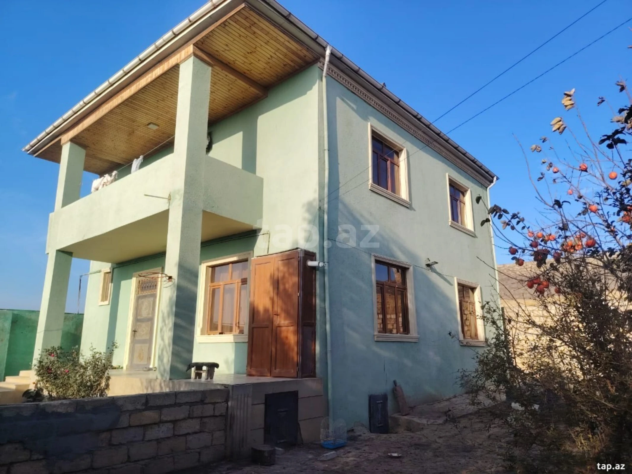 Satılır 4 otaqlı həyət evi 160 m²