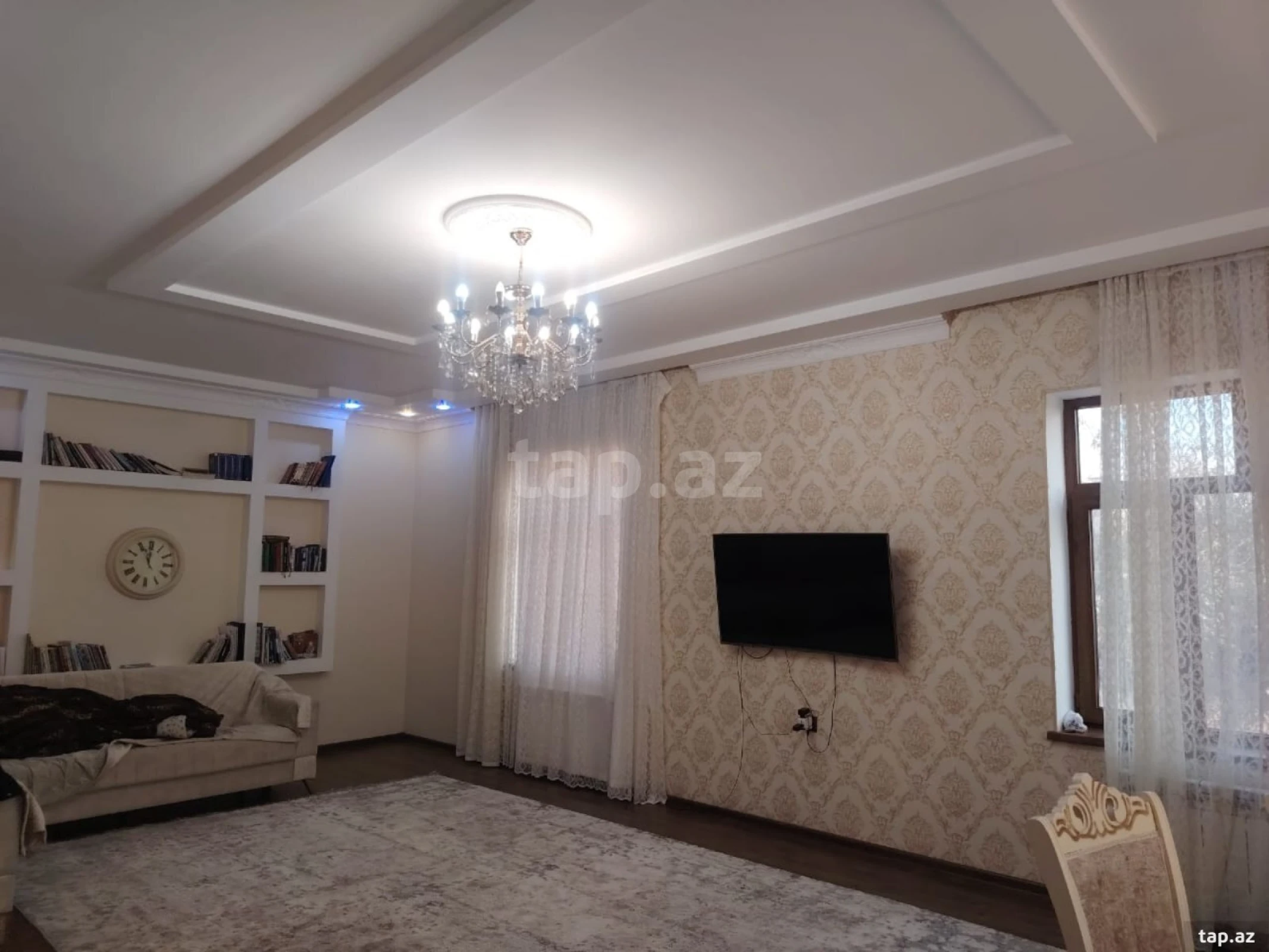 Satılır 4 otaqlı həyət evi 160 m²