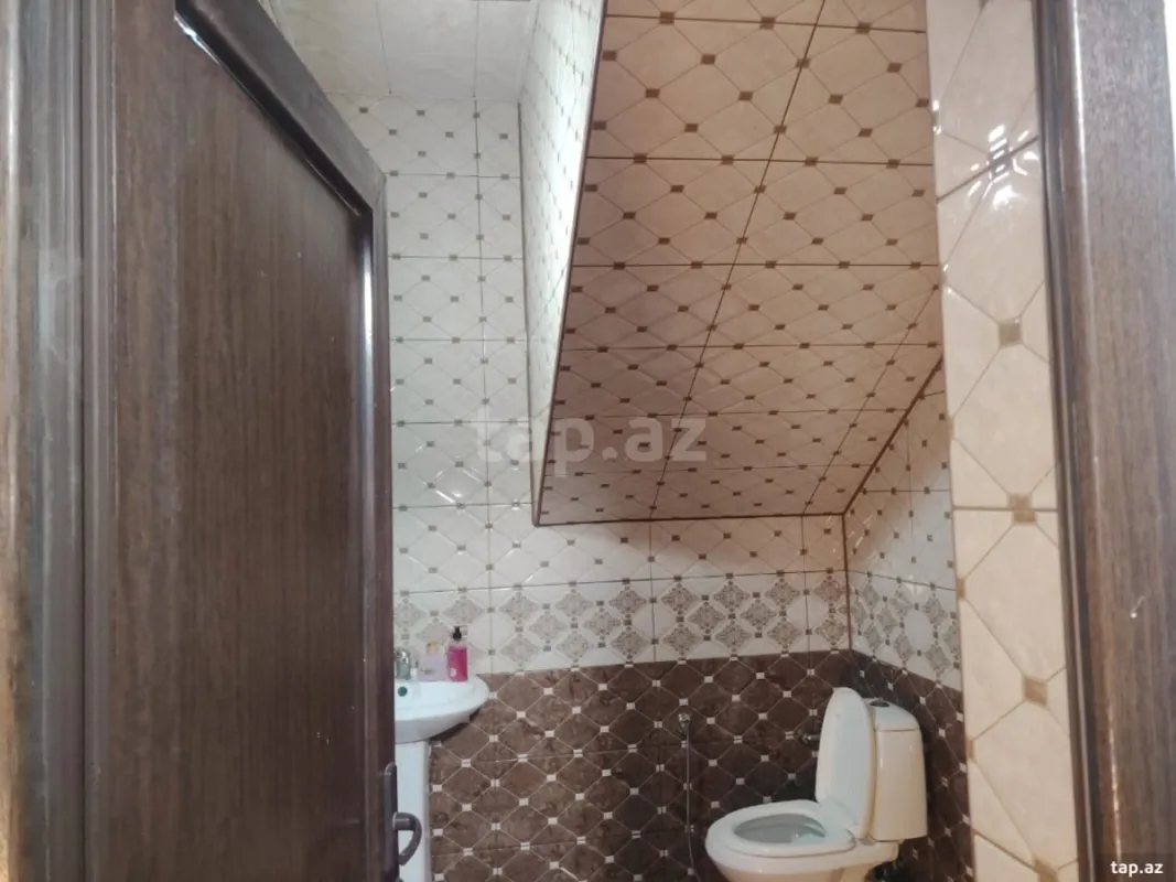 Satılır 4 otaqlı həyət evi 160 m²