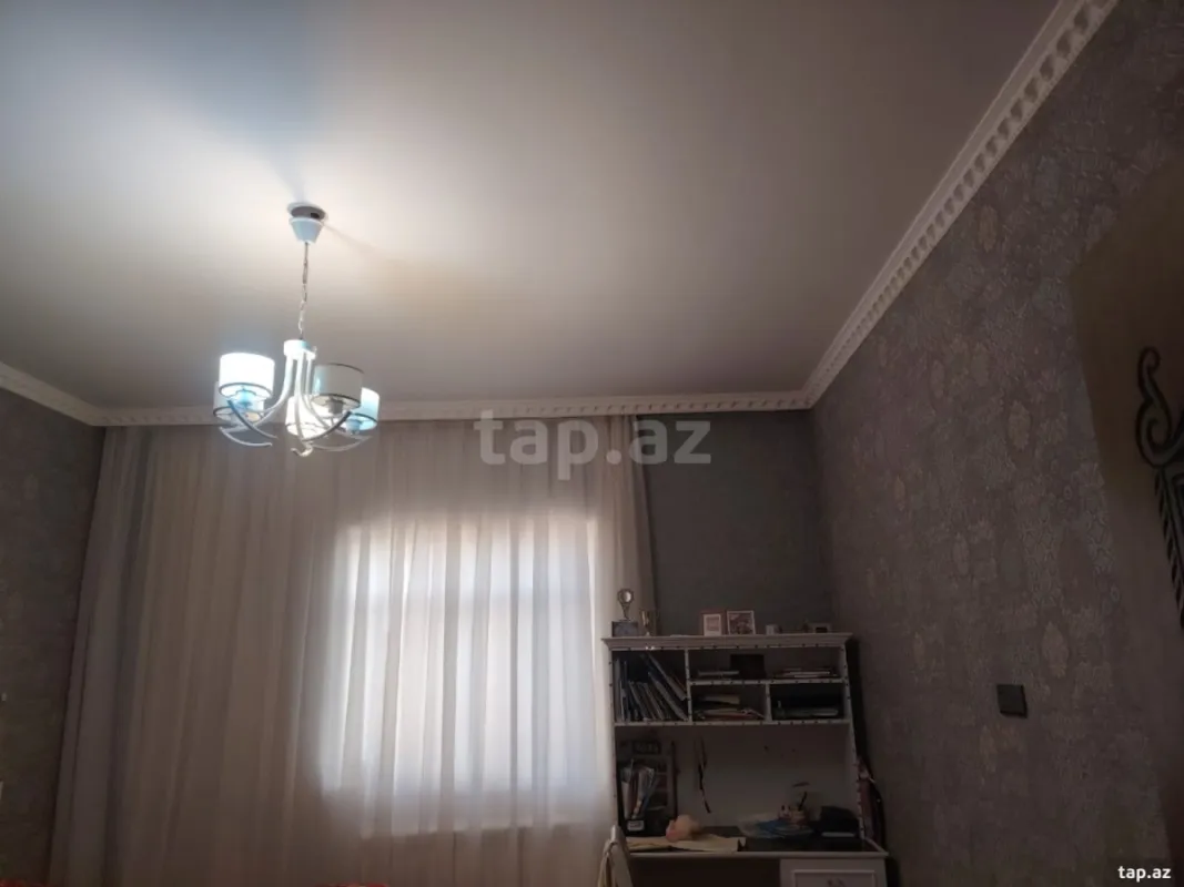 Satılır 4 otaqlı həyət evi 160 m²