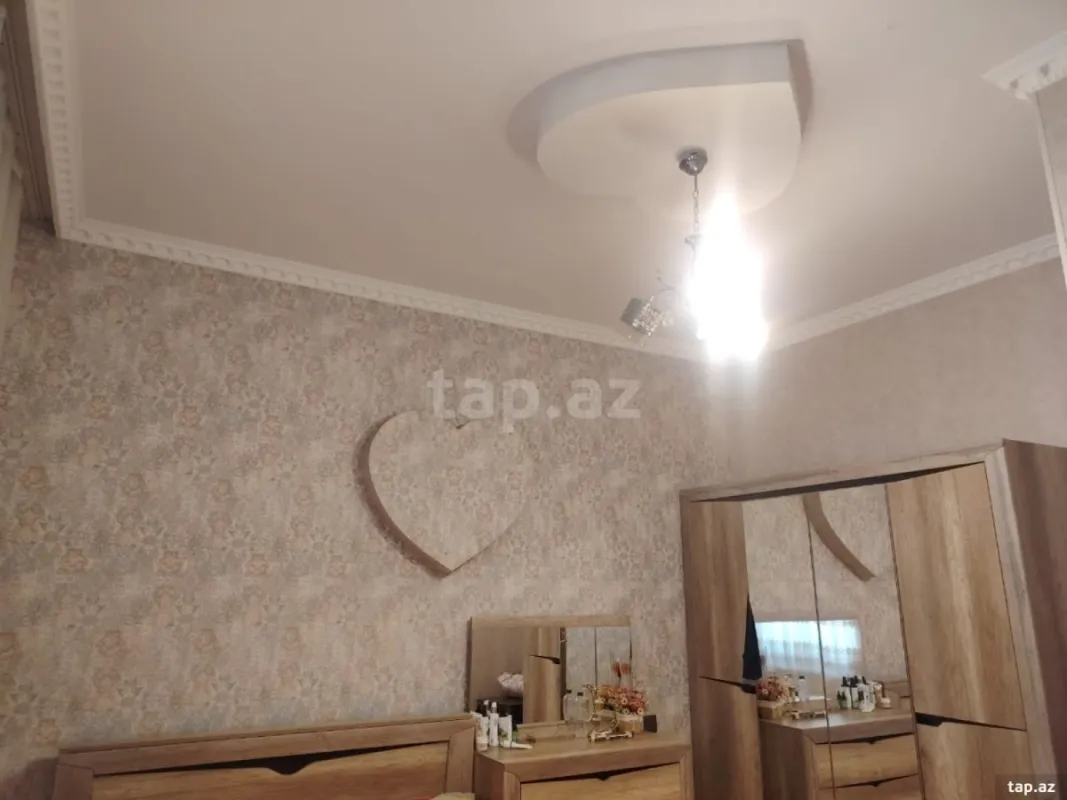 Satılır 4 otaqlı həyət evi 160 m²