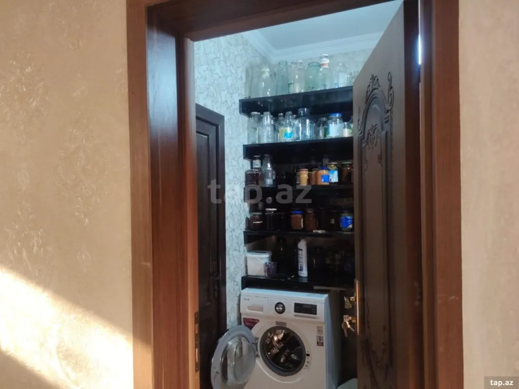 Satılır 4 otaqlı həyət evi 160 m²