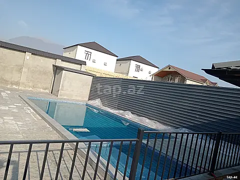 Kirayə verilir 5 otaqlı həyət evi