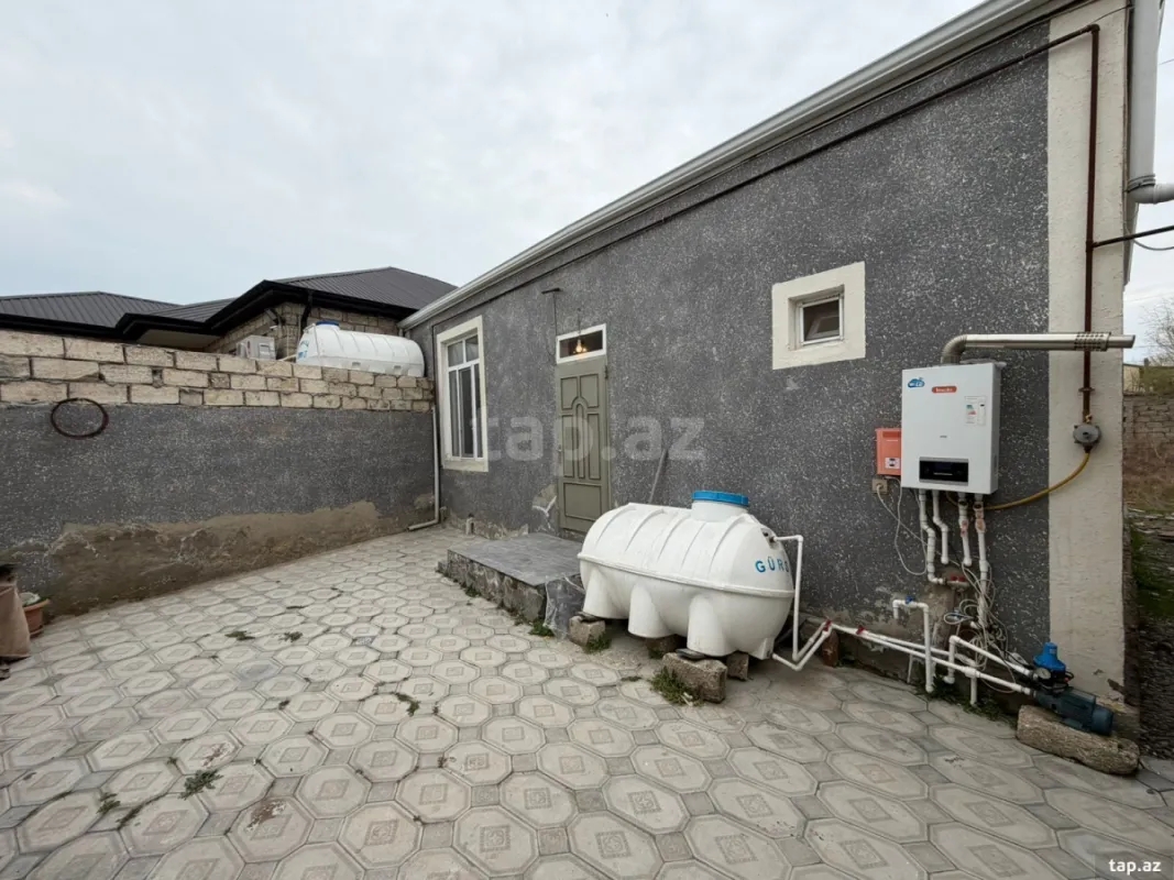 Satılır 3 otaqlı həyət evi