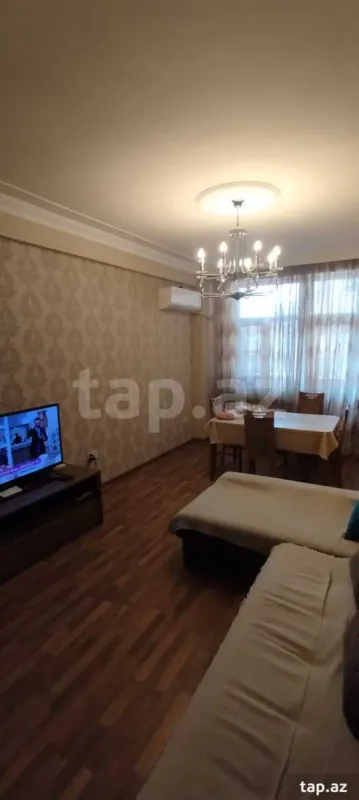 Kirayə verilir 3 otaqlı yeni tikili 105 m²