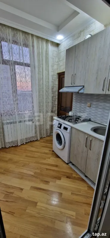 Kirayə verilir 3 otaqlı yeni tikili 100 m²