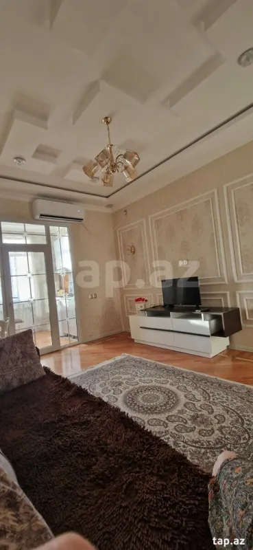 Kirayə verilir 3 otaqlı yeni tikili 100 m²