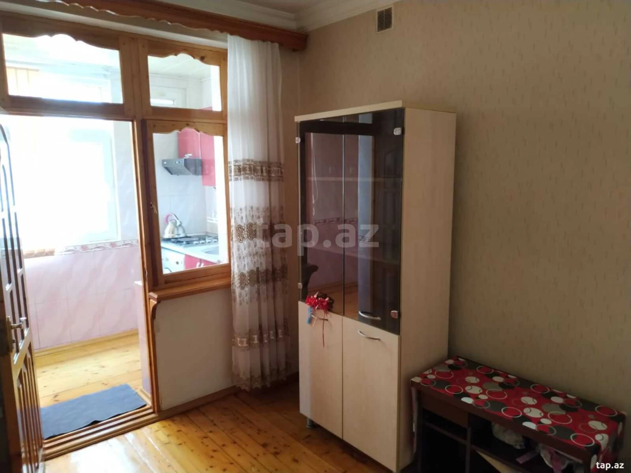 Kirayə verilir 3 otaqlı mənzil 75 m²