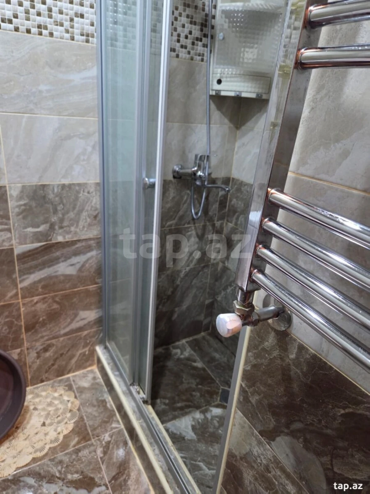 Kirayə verilir 2 otaqlı yeni tikili 47 m²