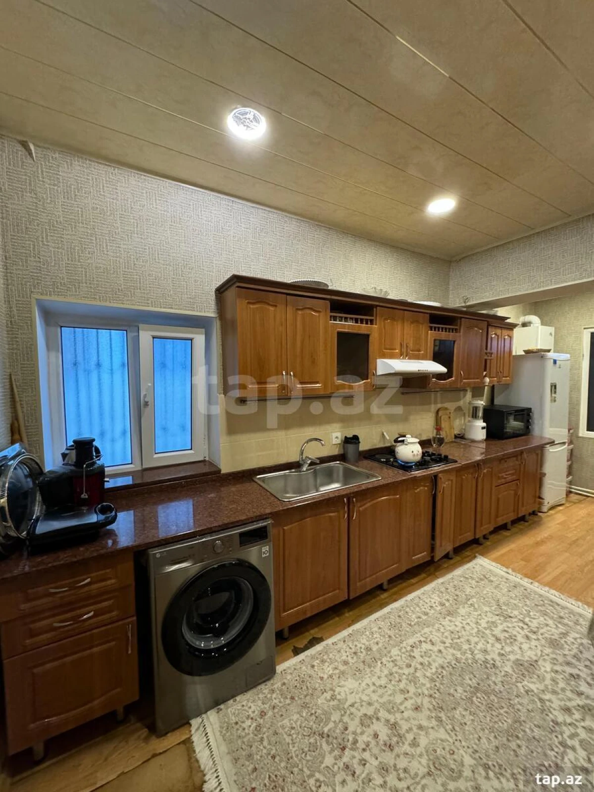 Kirayə verilir 3 otaqlı həyət evi