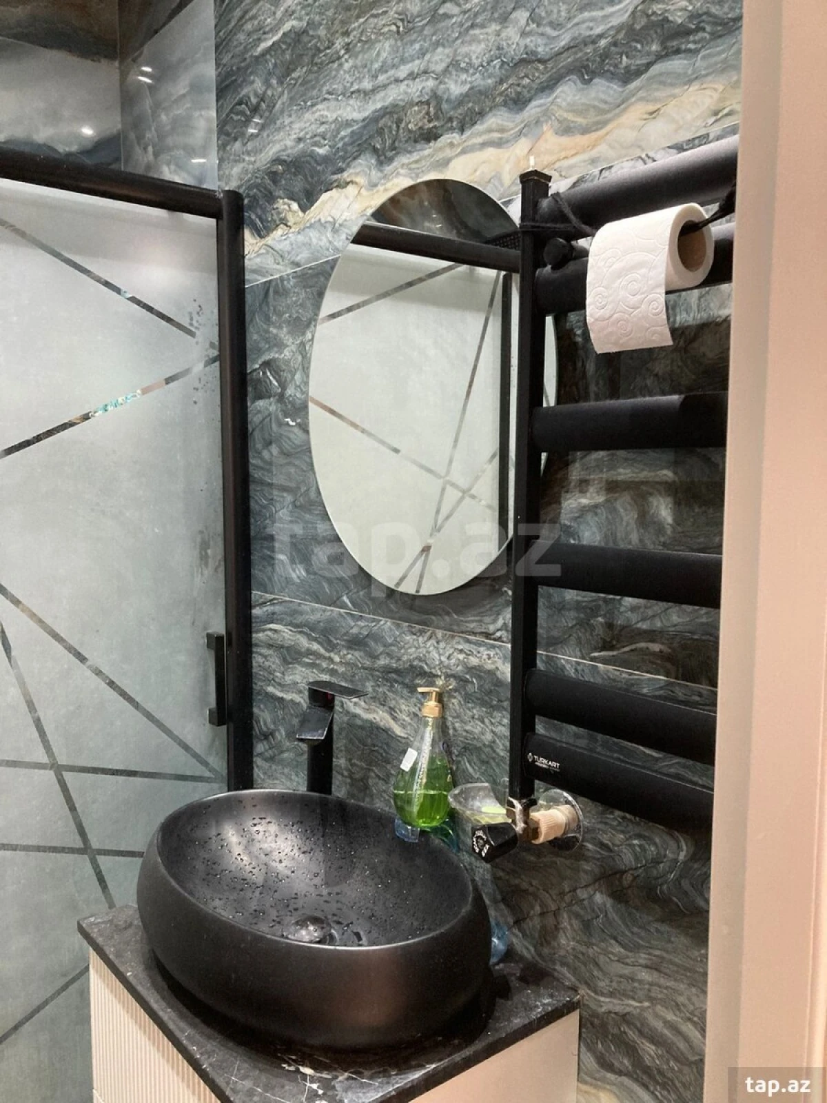 Kirayə verilir 2 otaqlı yeni tikili 50 m²