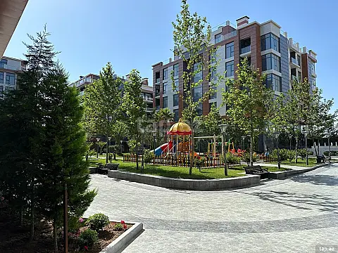 Kirayə verilir 2 otaqlı yeni tikili 50 m²