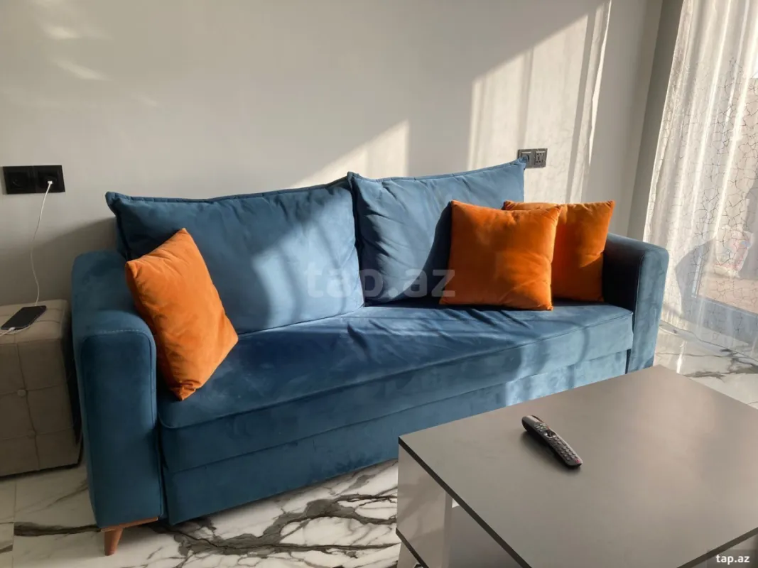 Kirayə verilir 2 otaqlı yeni tikili 50 m²