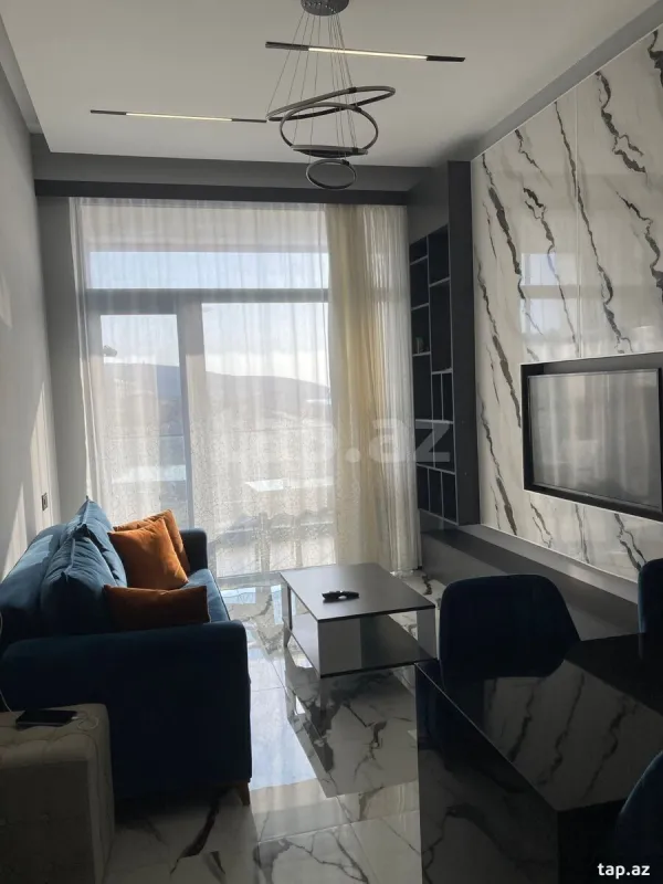 Kirayə verilir 2 otaqlı yeni tikili 50 m²