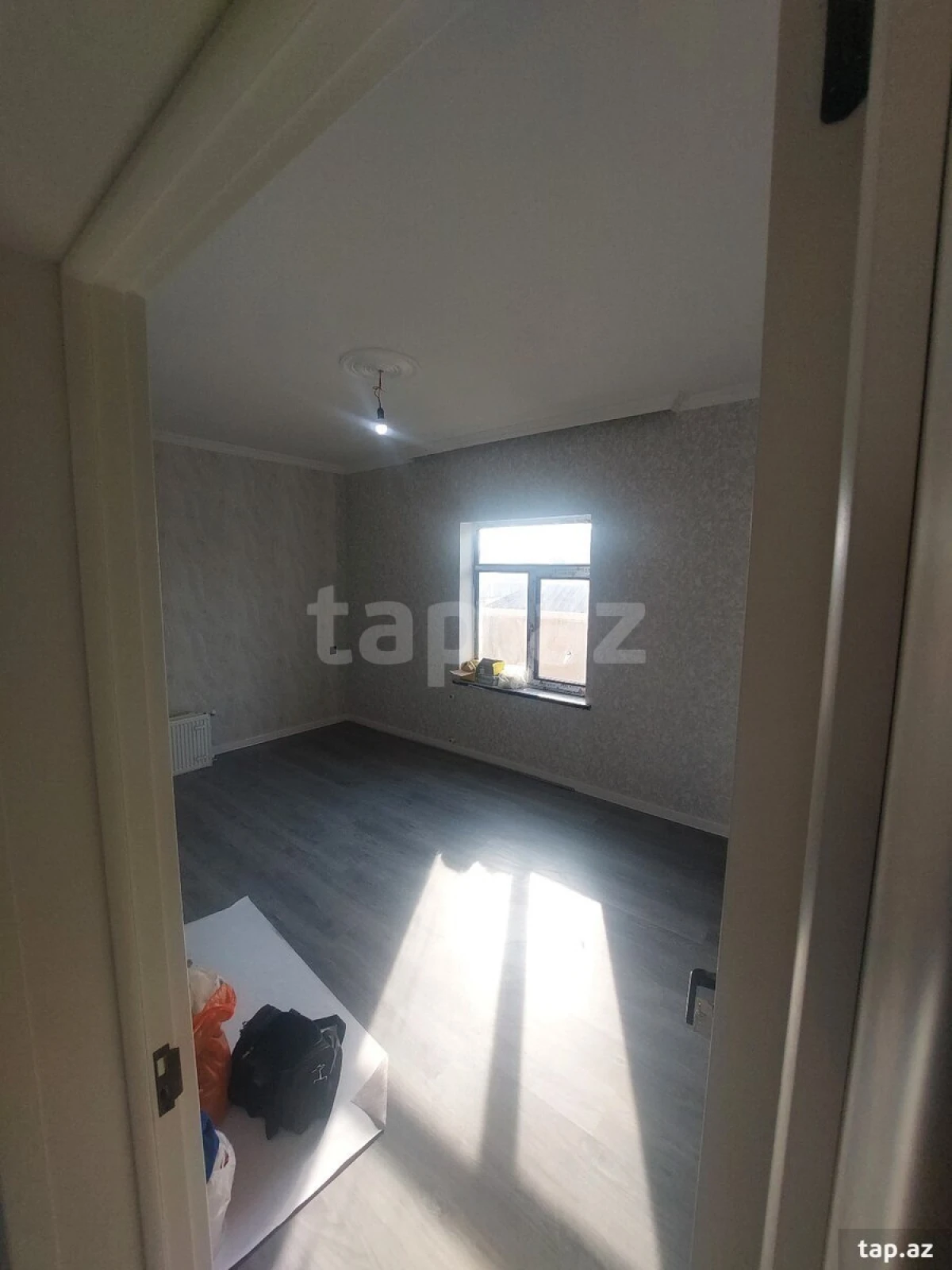 Satılır 4 otaqlı həyət evi