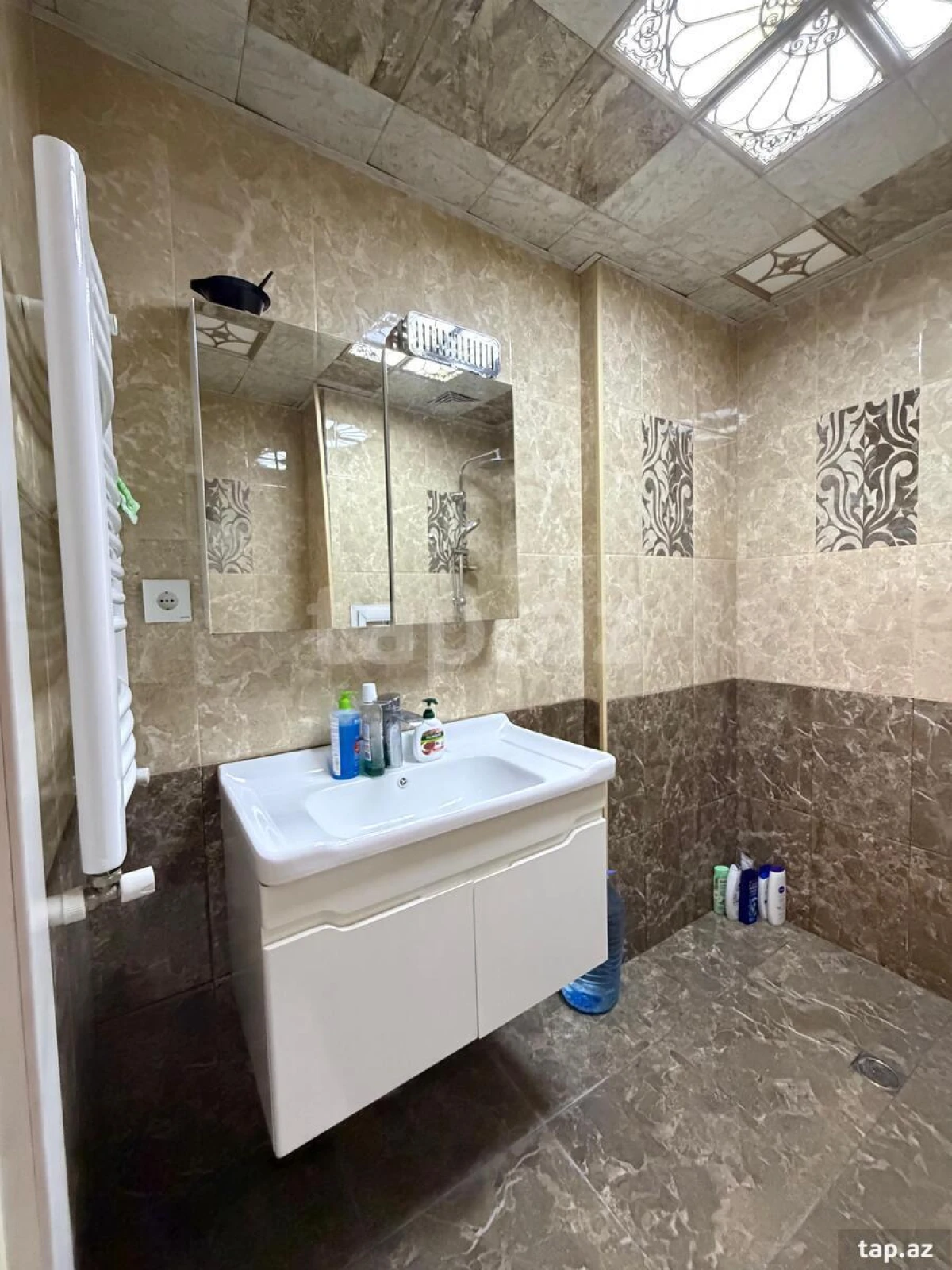 Satılır 2 otaqlı yeni tikili 59 m²