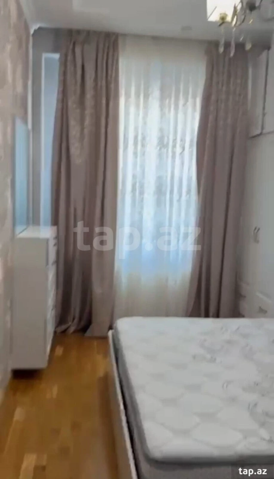 Satılır 3 otaqlı yeni tikili 127 m²