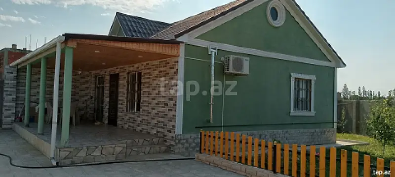 Kirayə verilir 3 otaqlı həyət evi