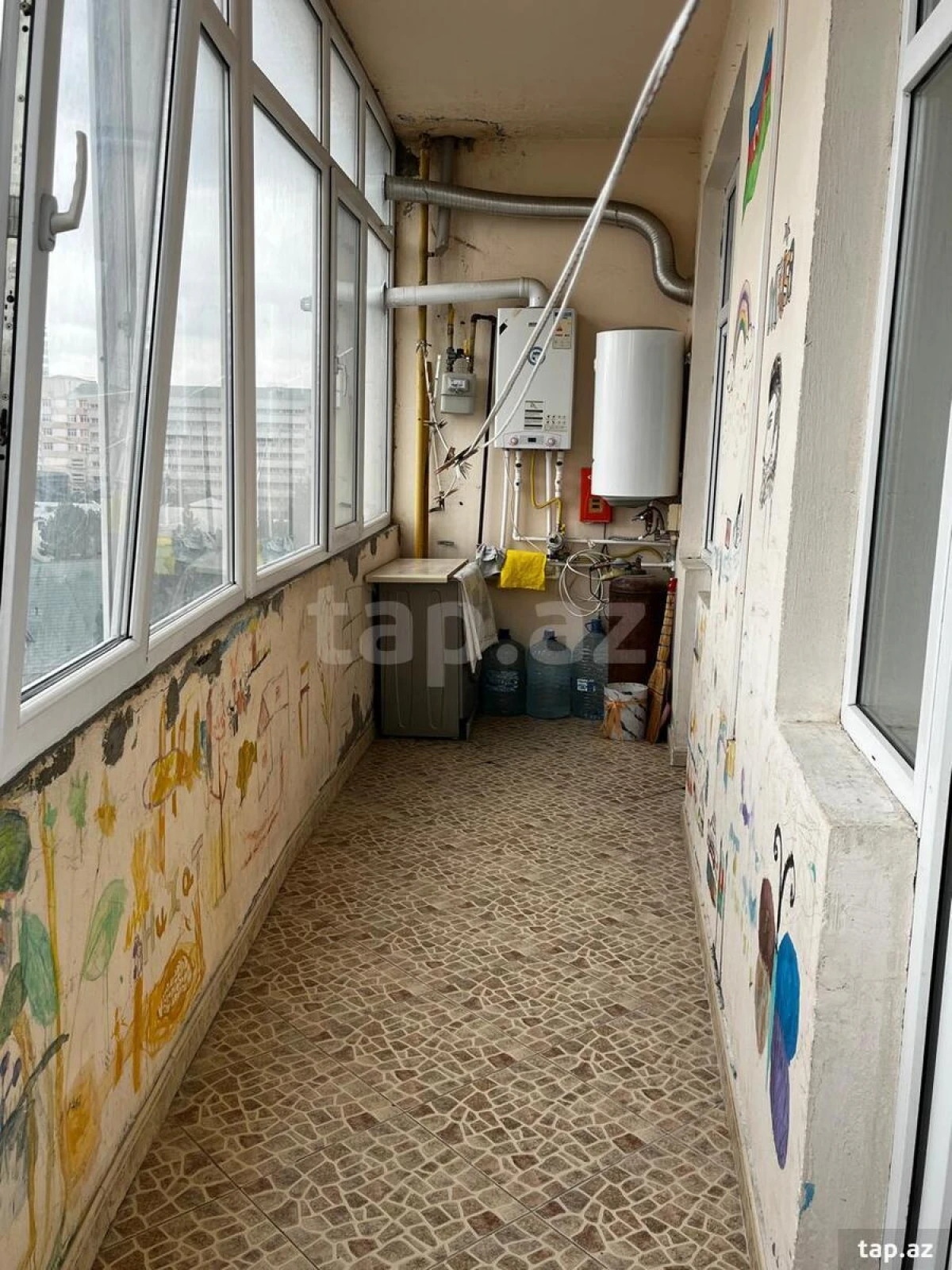 Kirayə verilir 3 otaqlı yeni tikili 100 m²