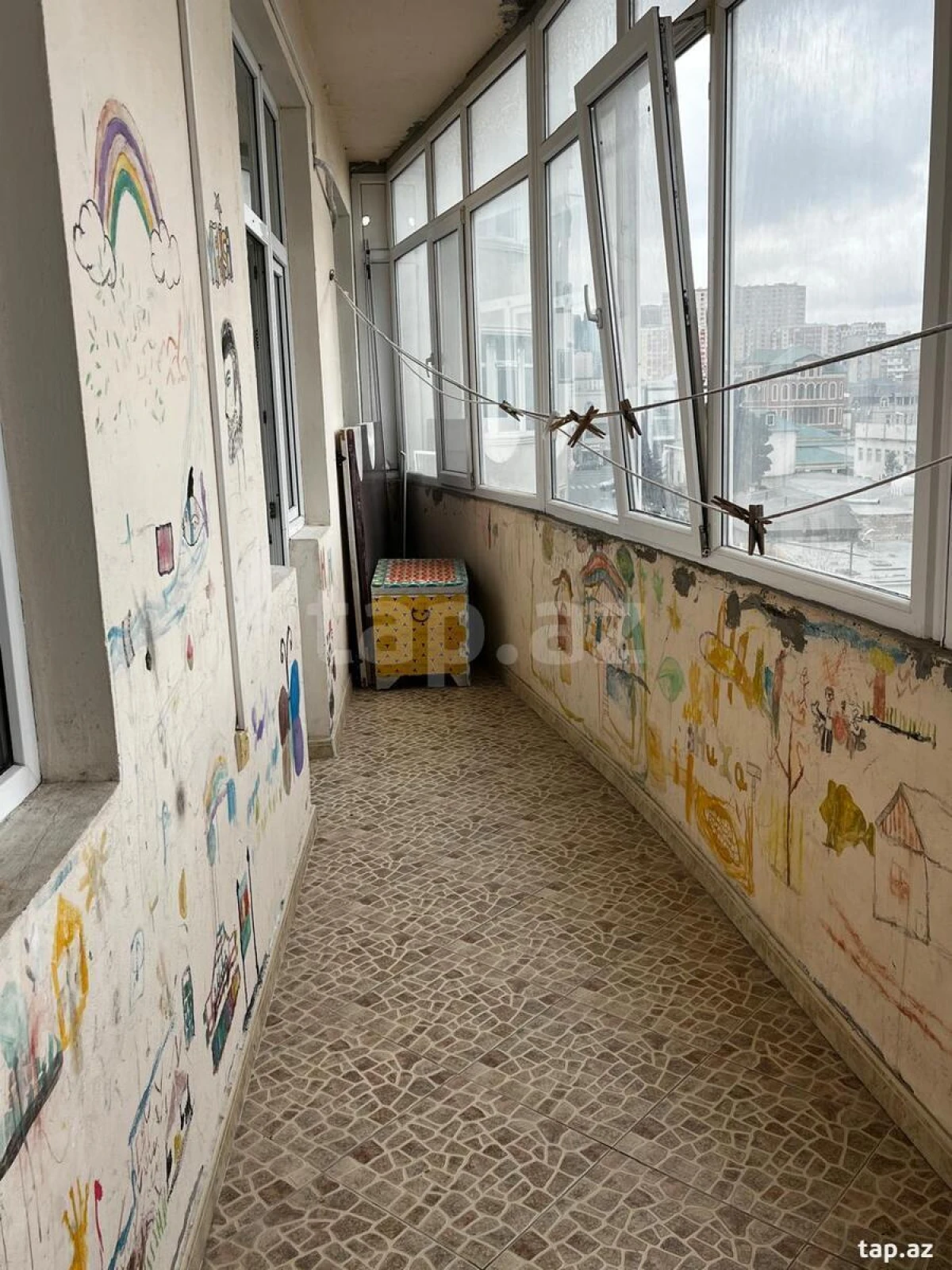 Kirayə verilir 3 otaqlı yeni tikili 100 m²