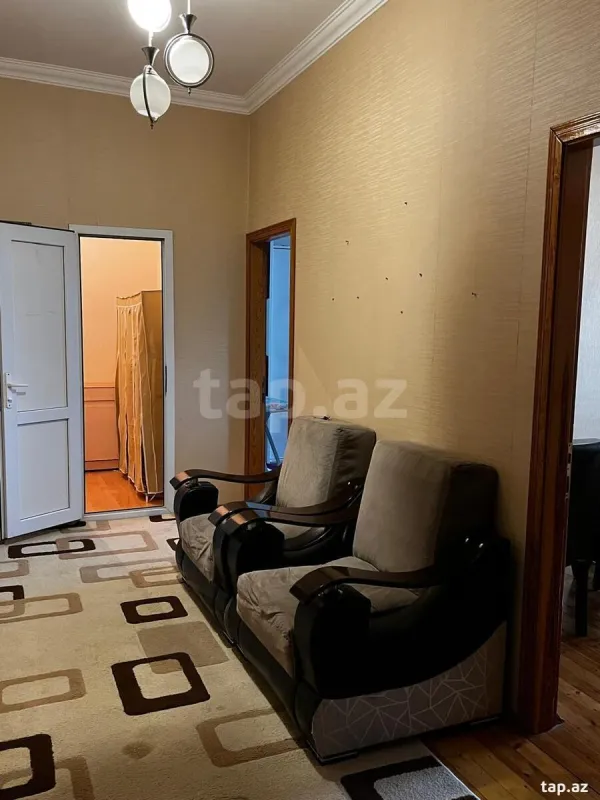 Kirayə verilir 3 otaqlı yeni tikili 100 m²