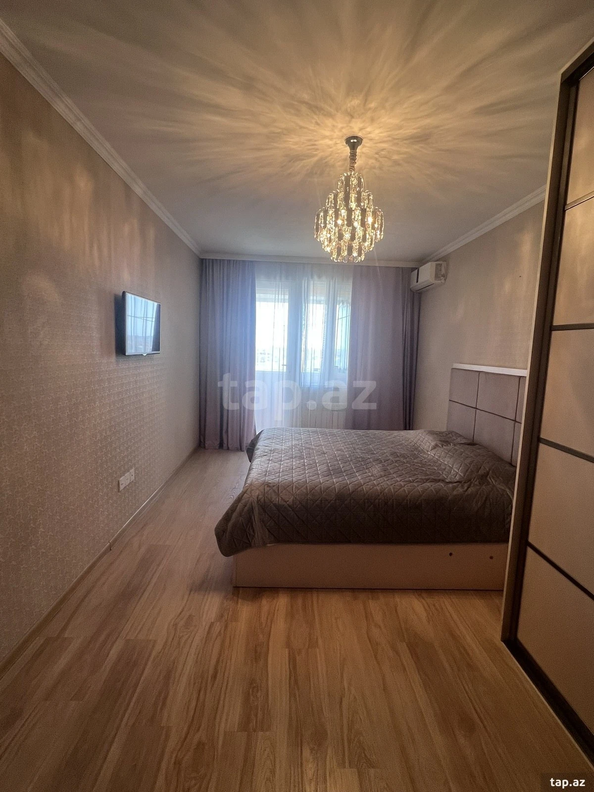 Satılır 3 otaqlı yeni tikili 80 m²