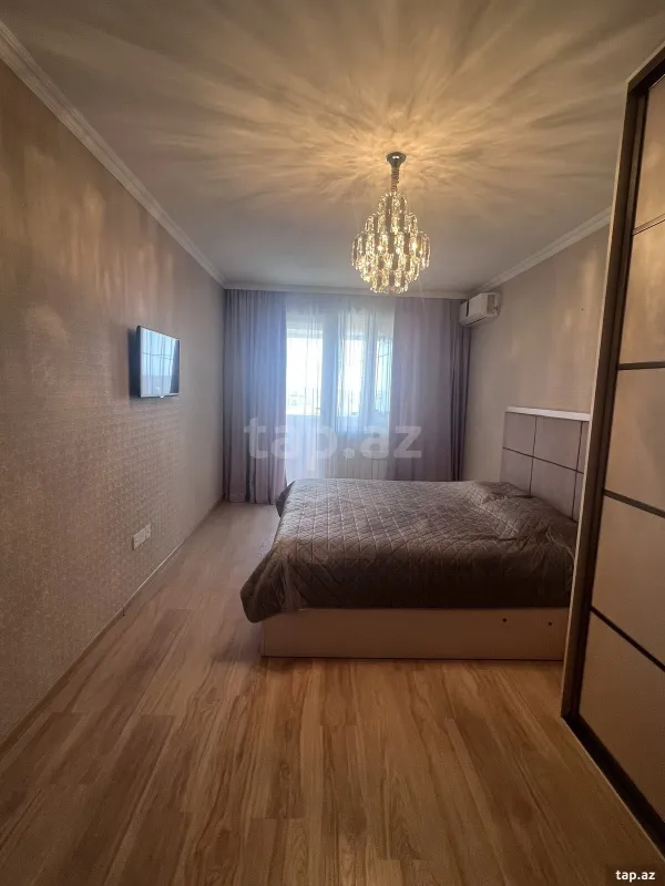 Satılır 3 otaqlı yeni tikili 80 m²