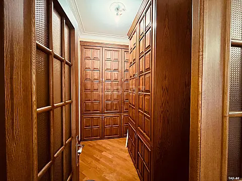 Satılır 5 otaqlı yeni tikili 190 m²