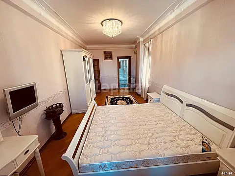 Satılır 5 otaqlı yeni tikili 190 m²