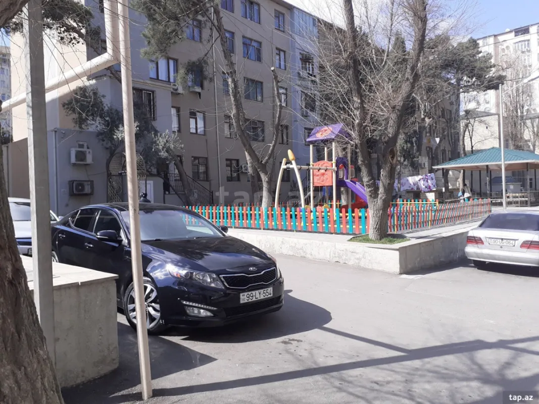 Satılır 3 otaqlı mənzil 70 m²