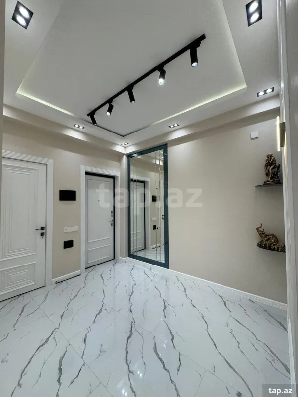 Satılır 3 otaqlı mənzil 110 m²