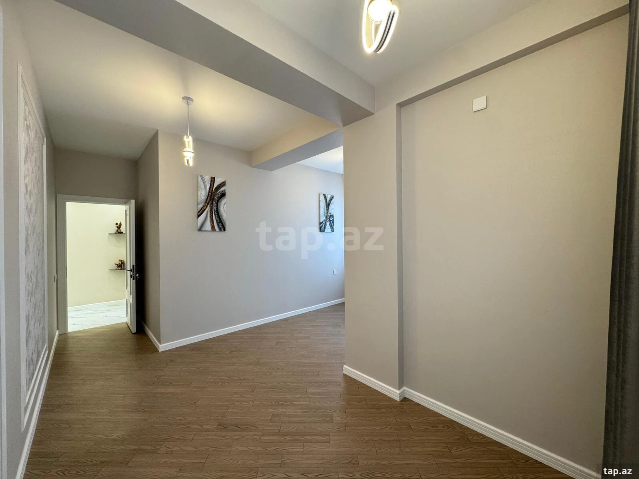 Satılır 3 otaqlı mənzil 110 m²