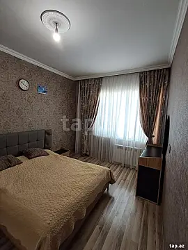 Satılır 4 otaqlı həyət evi