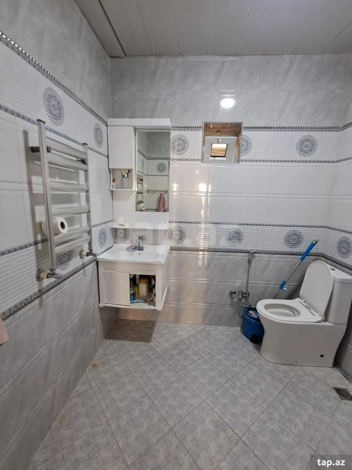 Satılır 4 otaqlı həyət evi