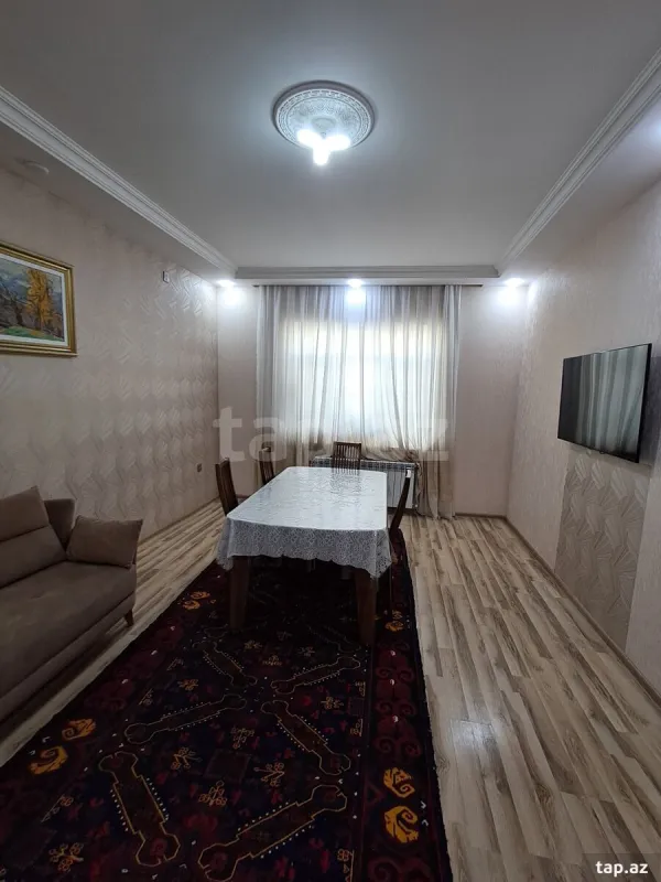 Satılır 4 otaqlı həyət evi