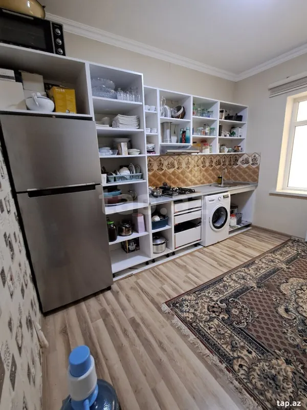 Satılır 4 otaqlı həyət evi