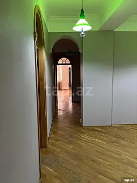Satılır 3 otaqlı yeni tikili 128 m²