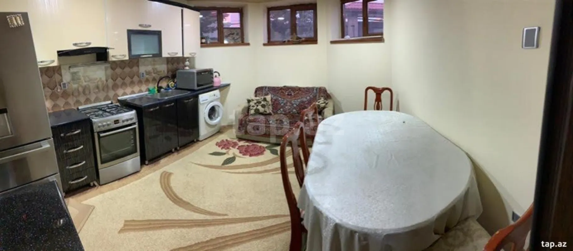 Satılır 5 otaqlı həyət evi