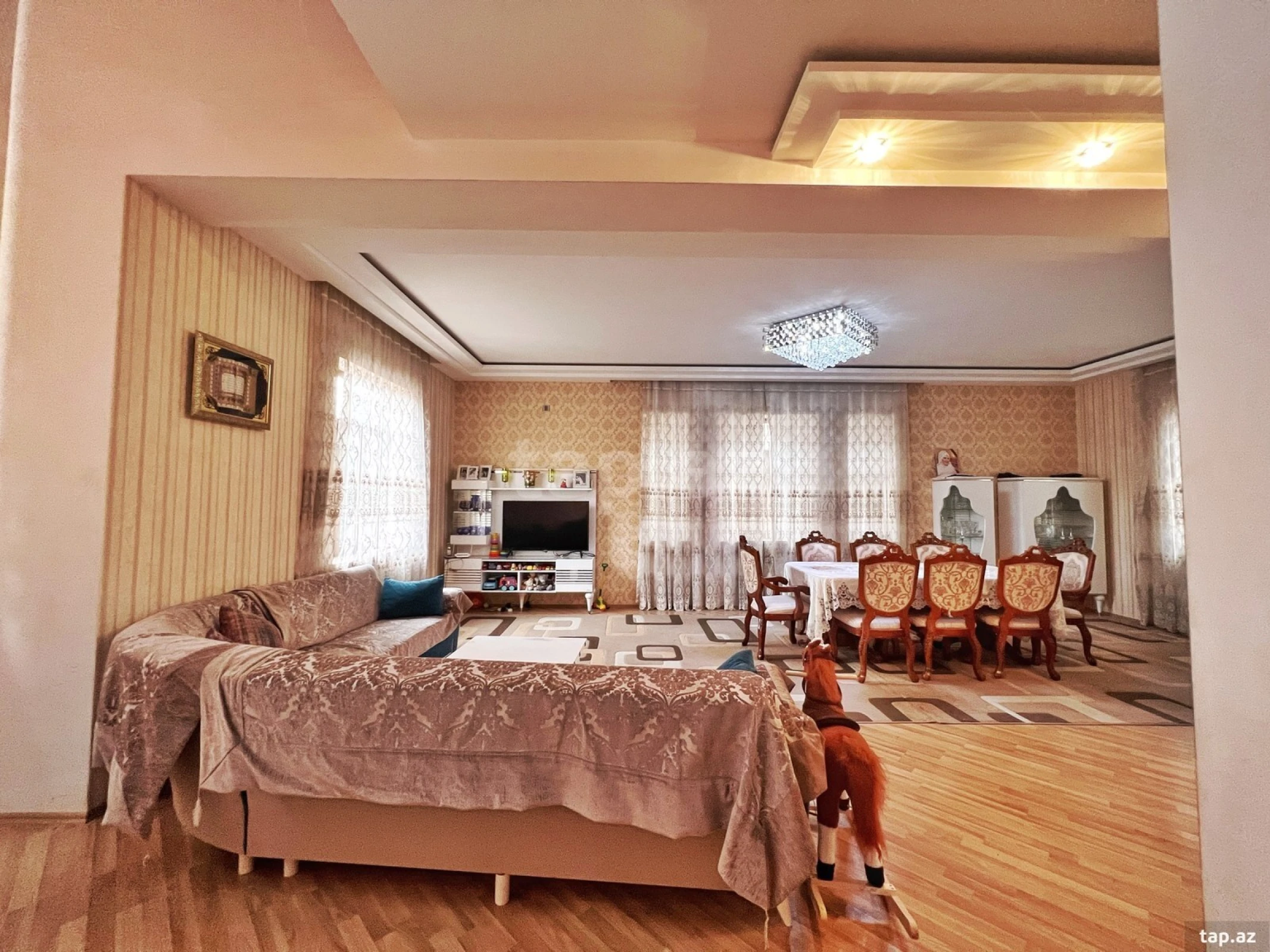 Satılır 5 otaqlı həyət evi