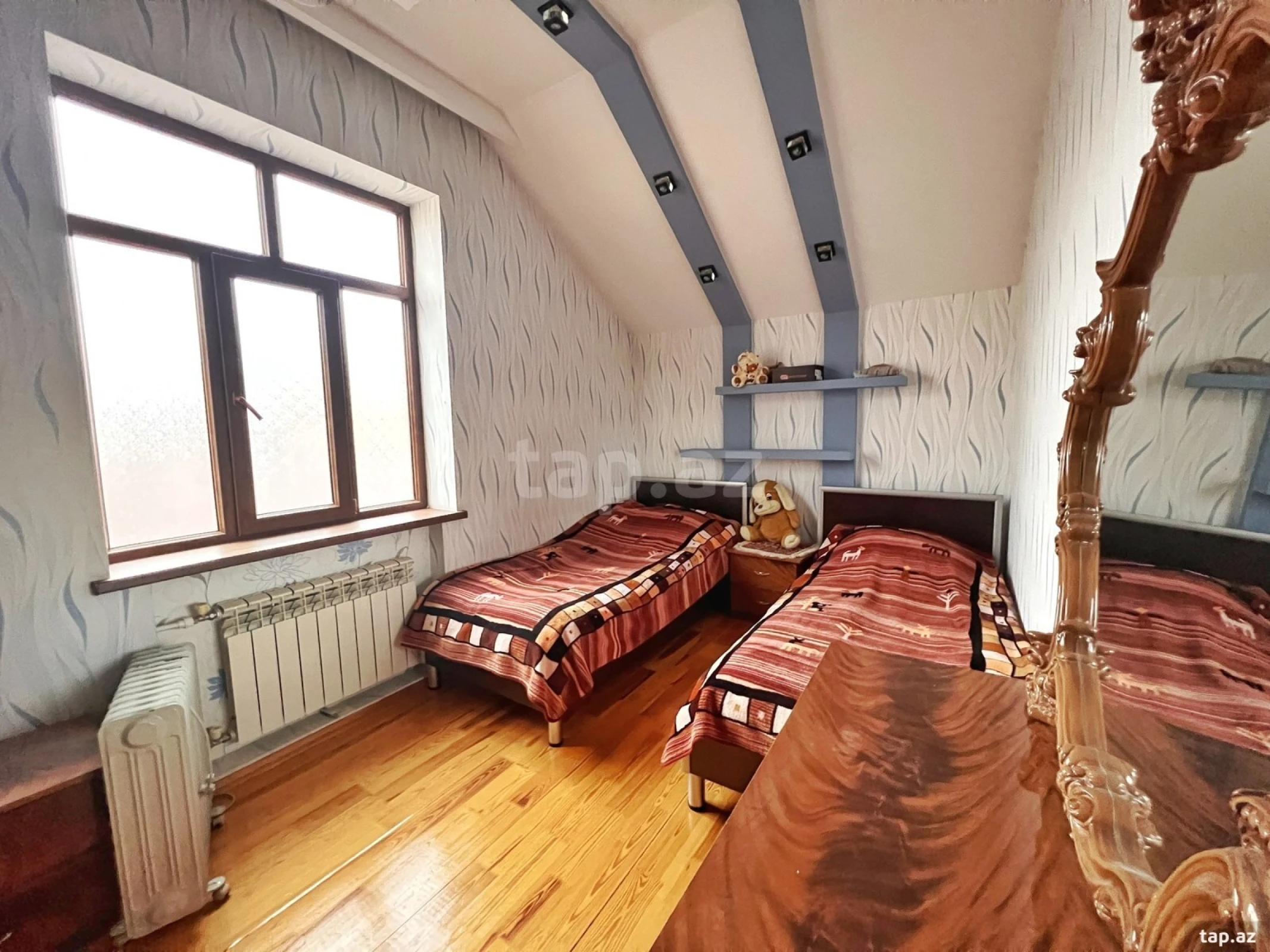 Satılır 5 otaqlı həyət evi