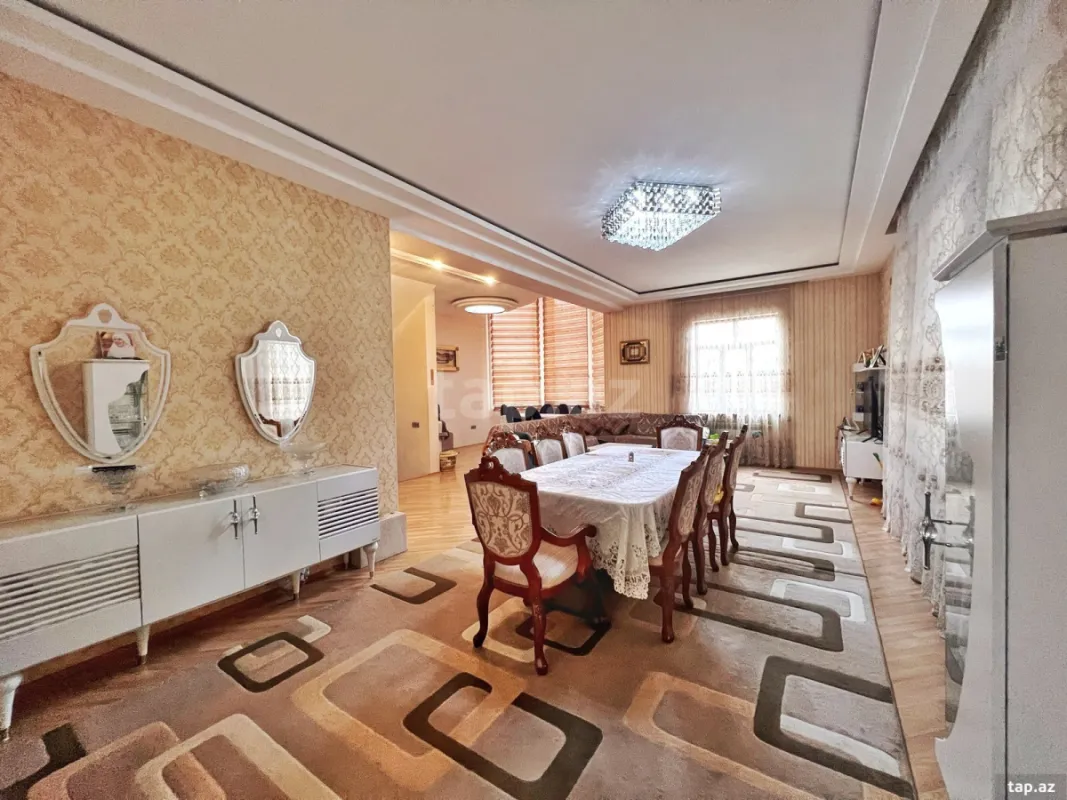 Satılır 5 otaqlı həyət evi