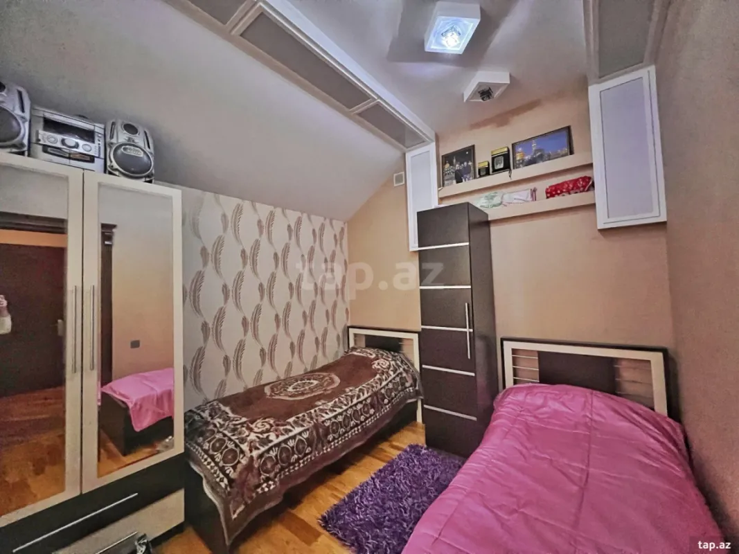 Satılır 5 otaqlı həyət evi