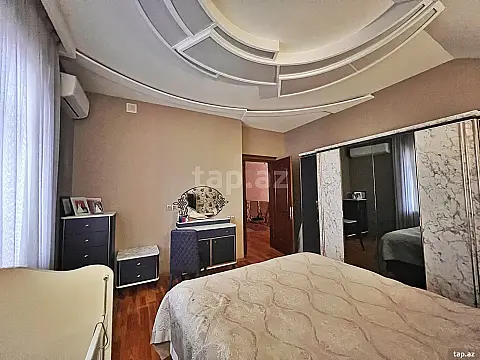 Satılır 5 otaqlı həyət evi