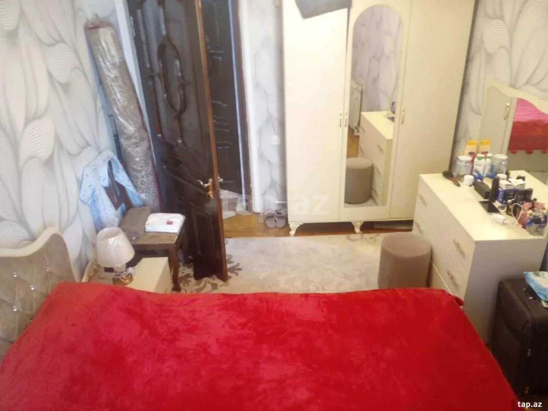 Satılır 3 otaqlı mənzil 68.3 m²