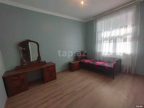 Kirayə verilir 3 otaqlı həyət evi