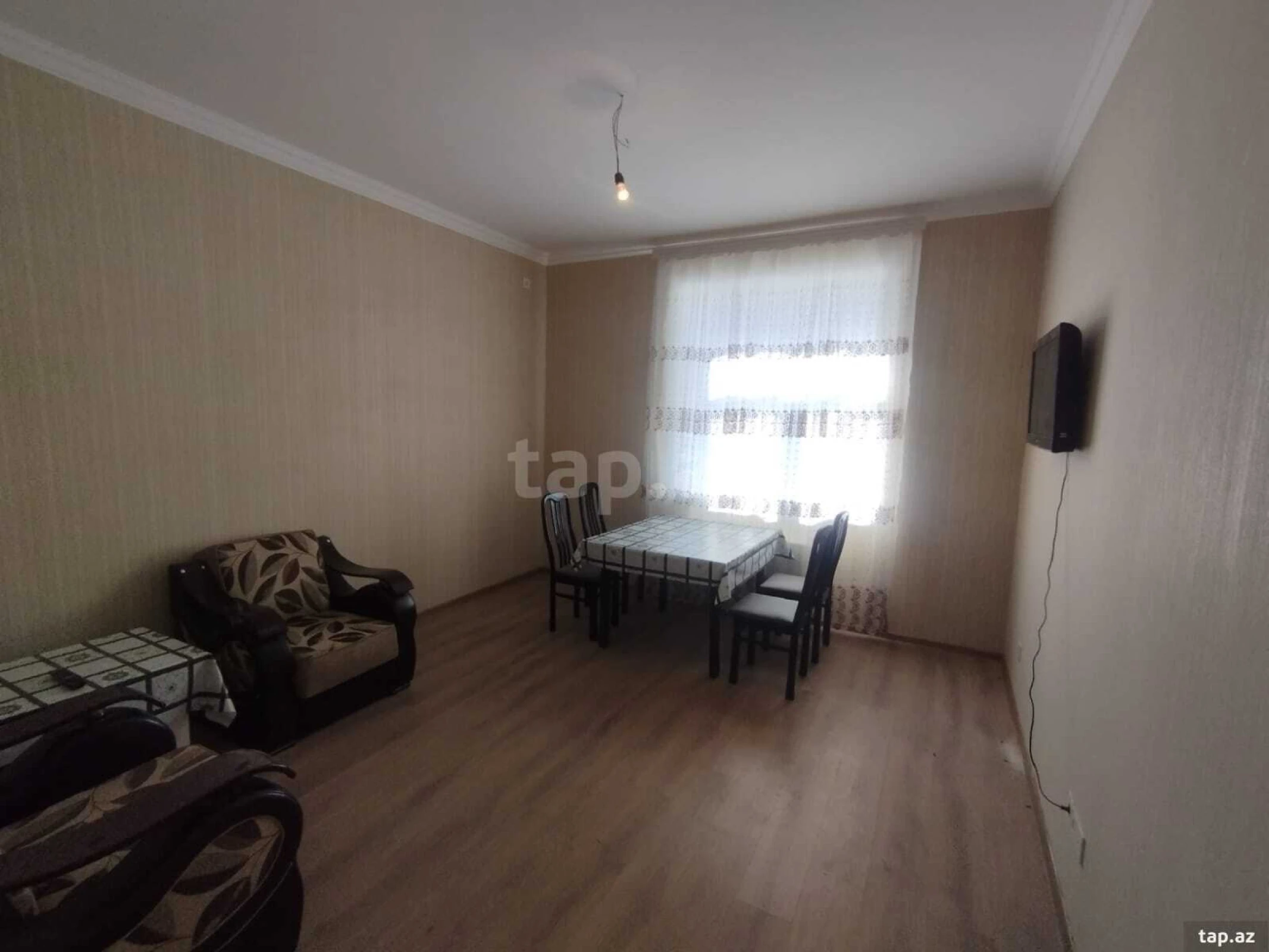 Kirayə verilir 3 otaqlı həyət evi